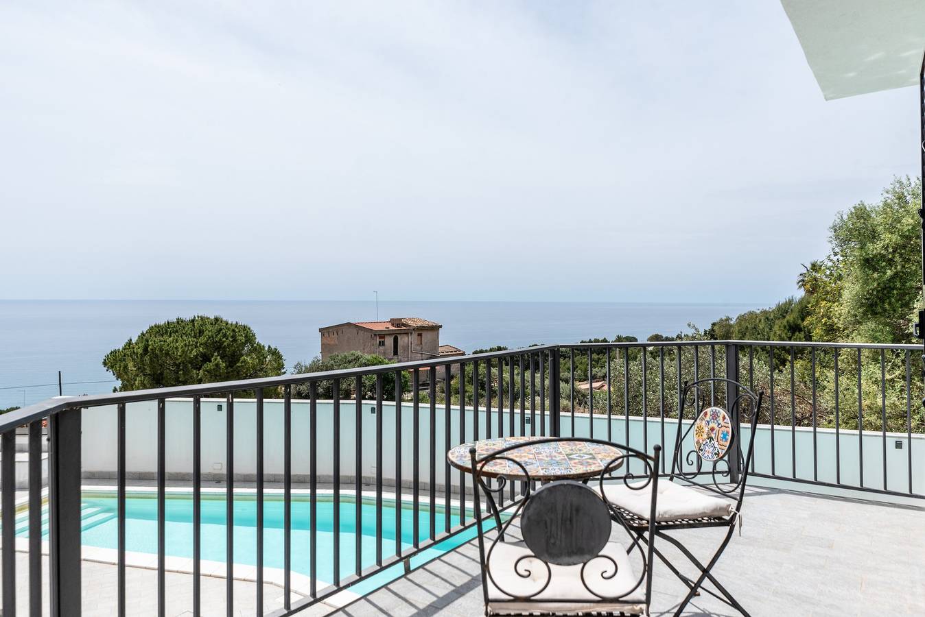 Villa 'Al Tramonto Vista Mare' with Sea View, Wi-Fi and Air Conditioning in Agrigento Province