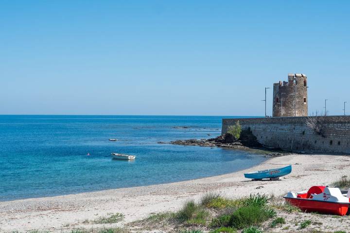 Casa vacanza per 6 persone, con giardino e vista oceano nonché terrazza, con animali domestici in Siniscola