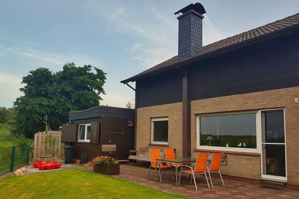 Ferienhaus Ahoi "Großes Meer" Ostfriesland - Idyllische Unterkunft mit Bootsschuppen und Garten
