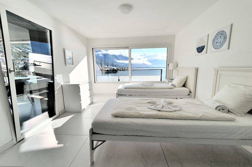 Appartamento intero, 703 Amazing View Penthouse ☆☆☆☆ in Locarno, Alpi Ticinesi e del Verbano