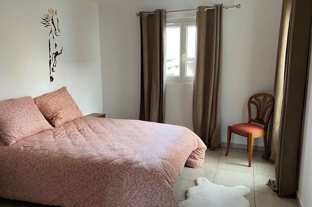 Ganze Wohnung, Superb furnished t2 in a quiet area with private parking in Vétraz-Monthoux, Saint-Julien-en-Genevois und Umgebung
