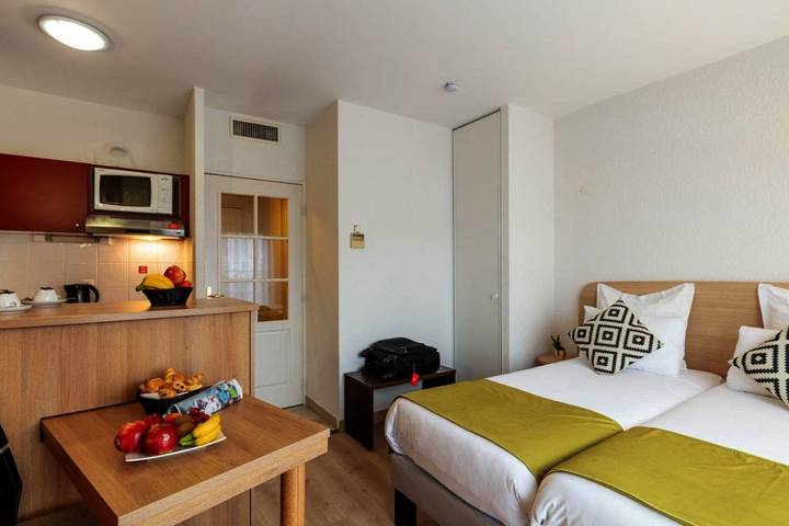 Location de vacances pour 2 personnes, animaux acceptés à Divonne-les-Bains - 3