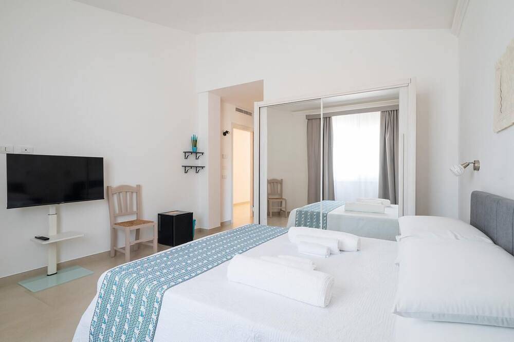 Room Maria Lai(I Centenari Longevity Rooms) Property located 1 km from the beach in Lotzorai, Ogliastra Provinz