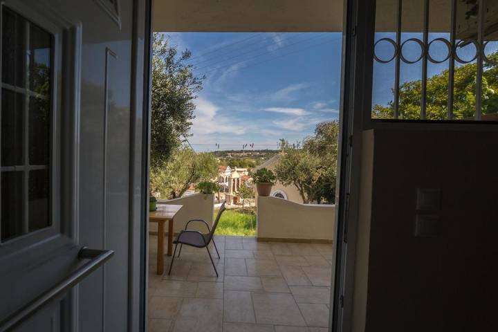 Vakantieappartement voor 3 personen, met tuin en balkon in Planos