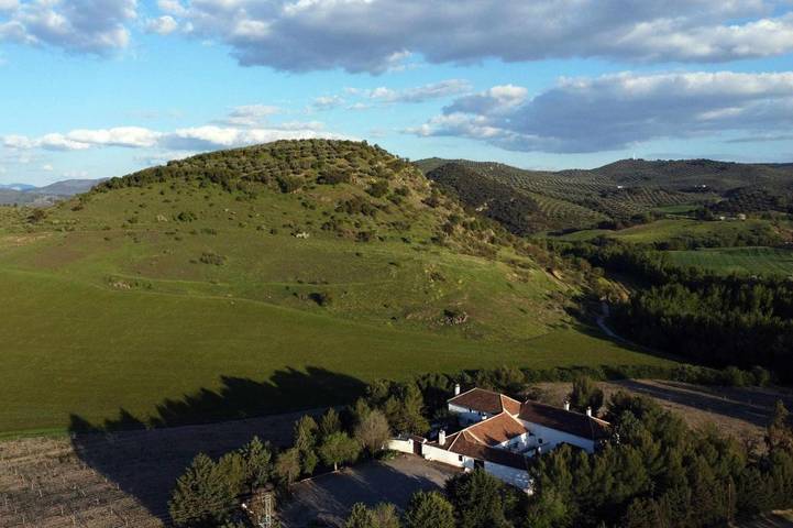 Casa rural para 3 personas, con Terraza además de Jardín y Piscina en Alcalá la Real - 4