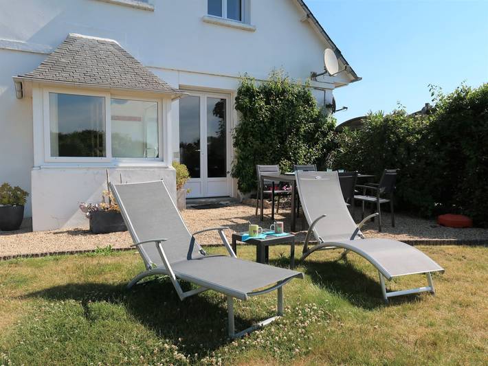 Location de vacances pour 4 personnes, avec jardin dans L Armor - 2