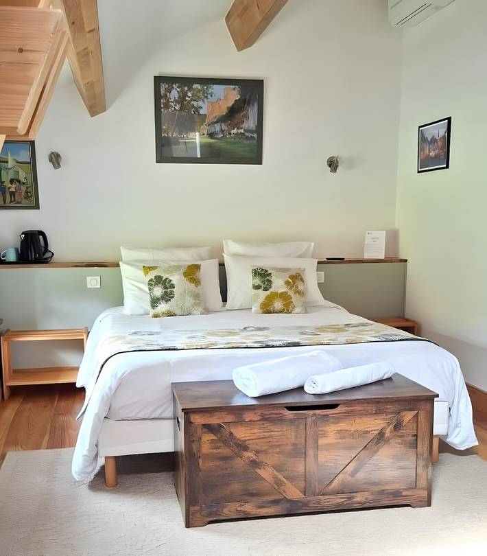 Chambre d’hôte pour 2 personnes, avec jardin et jacuzzi en Dordogne
