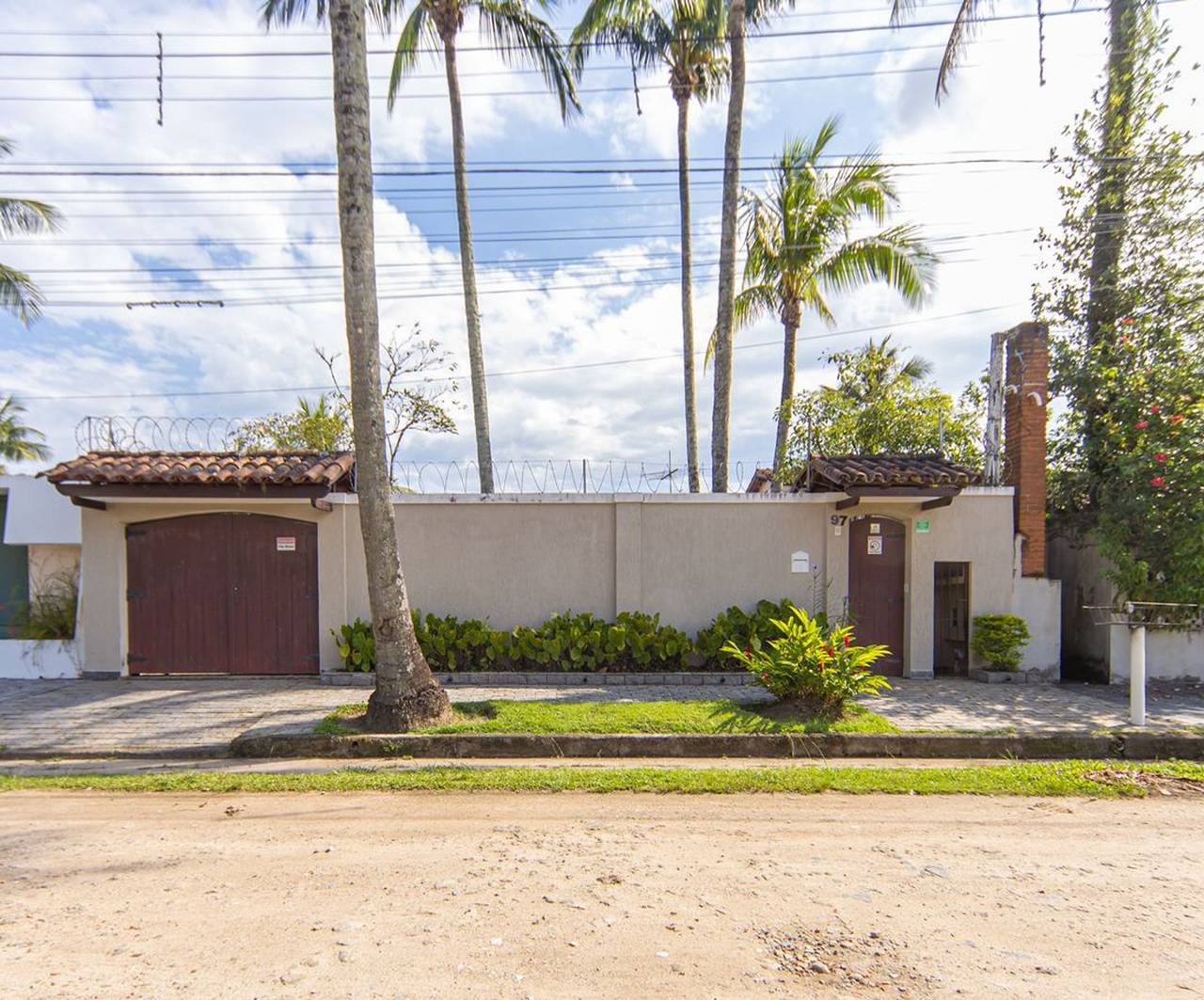 Casa c Churrasqueira perto da Praia de Pernambuco in Praia da Enseada (Guarujá), Baixada Santista