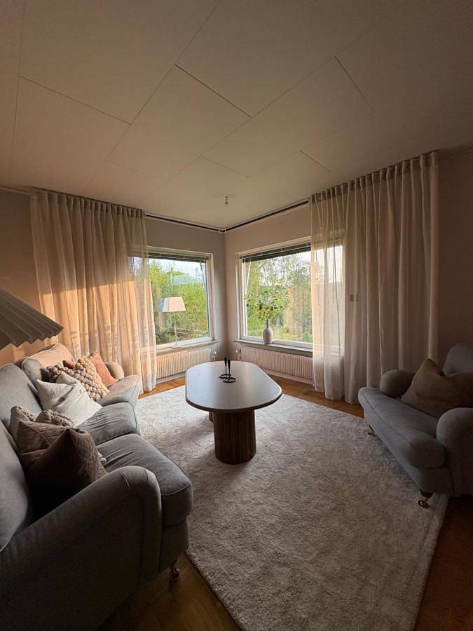 Ferienwohnung für 6 Personen, mit Ausblick und Garten sowie Seeblick