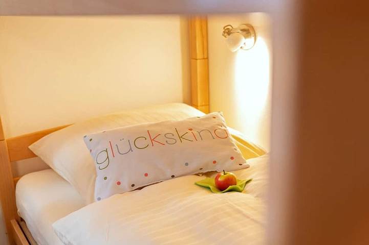 Ferienwohnung für 5 Personen, mit Whirlpool und Balkon in Bödefeld
