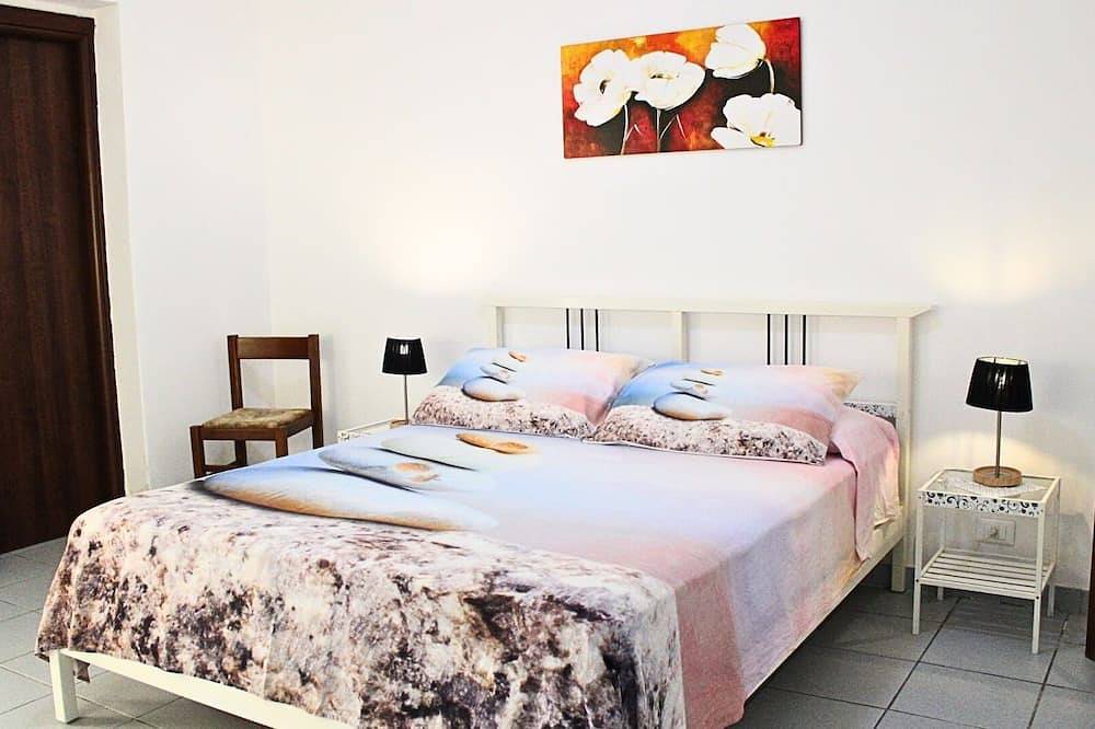 Villetta Giuseppe | Holiday Home in Salentonature and Relaxation a stone's throw from the sea in Melendugno, Provincia de Lecce