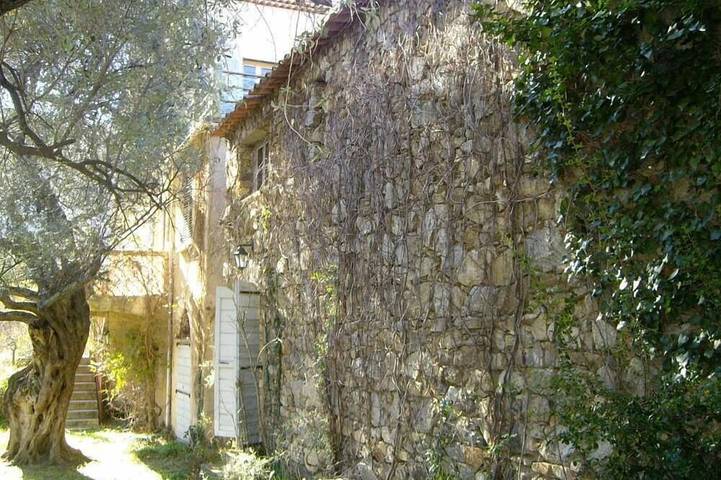 Location de vacances pour 2 personnes, avec terrasse et jardin à Ville-di-Paraso - 4