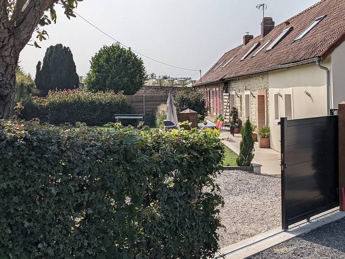 Gîte pour 11 personnes, avec terrasse et jardin