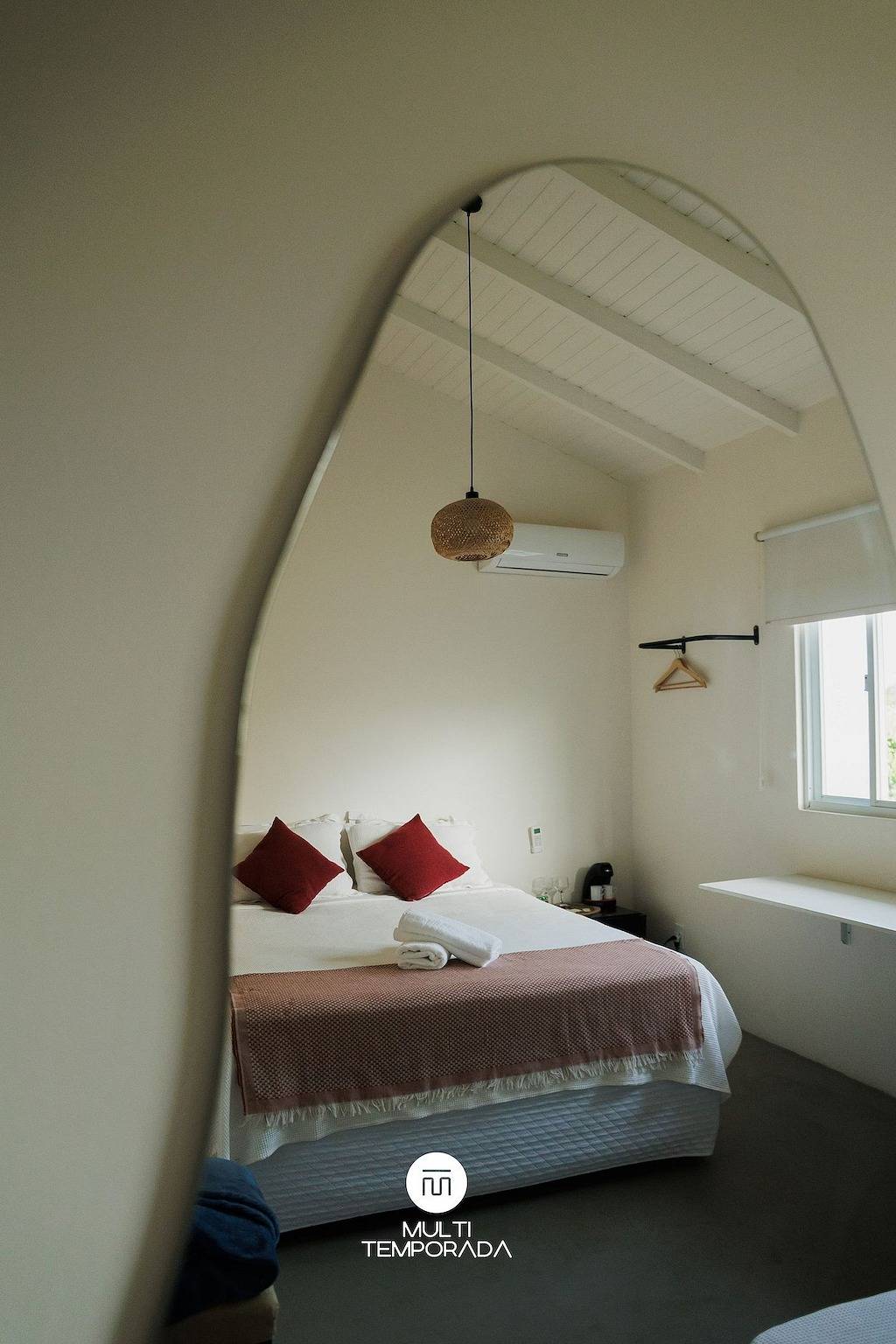 Entire apartment, Suite Mirra com Banheira - Quinta da Margem (S4) in Barra da Lagoa, Florianópolis