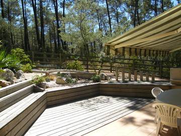 Gîte pour 4 personnes, avec terrasse et jardin à Lacanau
