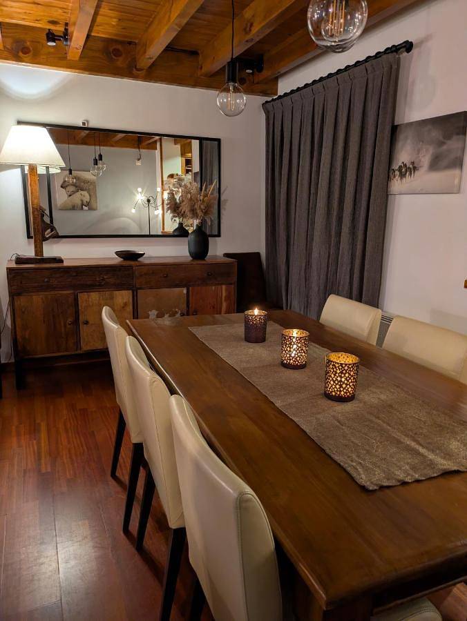 Gîte pour 10 personnes, avec piscine ainsi que jacuzzi et jardin à Angoustrine-Villeneuve-des-Escaldes - 2