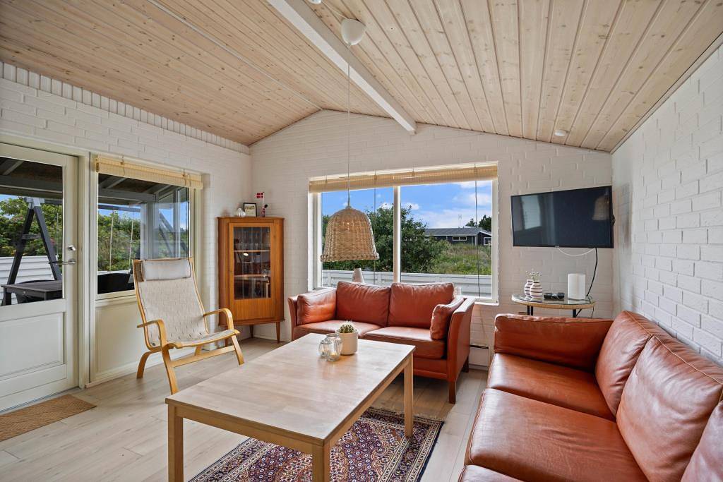 Gemütliches Ferienhaus in Bjerregård mit Sauna – 2 Hunde  in Bjerregård, Holmsland Klit