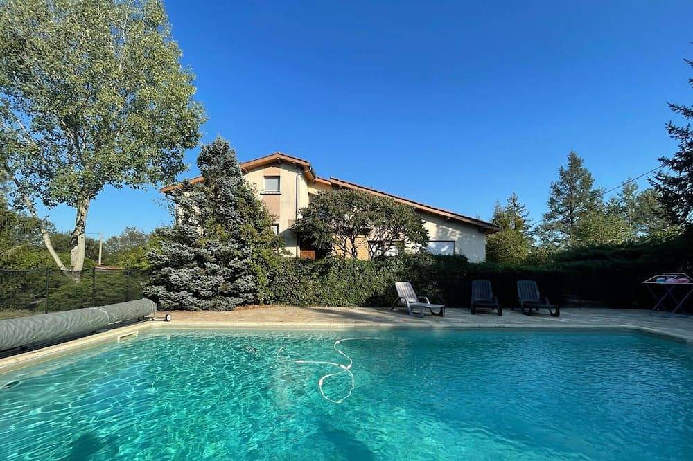 Villa d'architecte 200m² avec piscine privée et cheminée in Pommiers (Loire), Région de Roanne