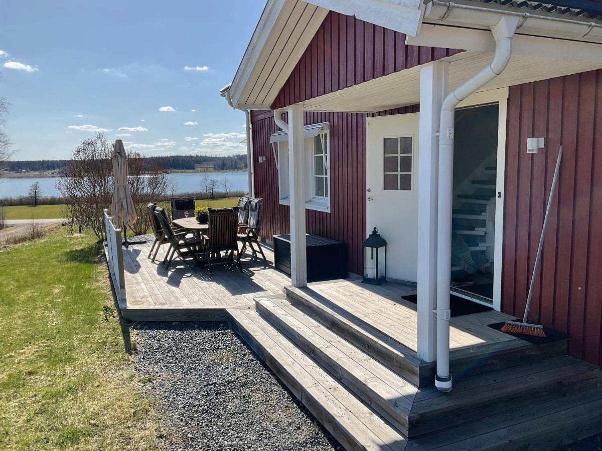 Villa med sjöutsikt in Dalarna