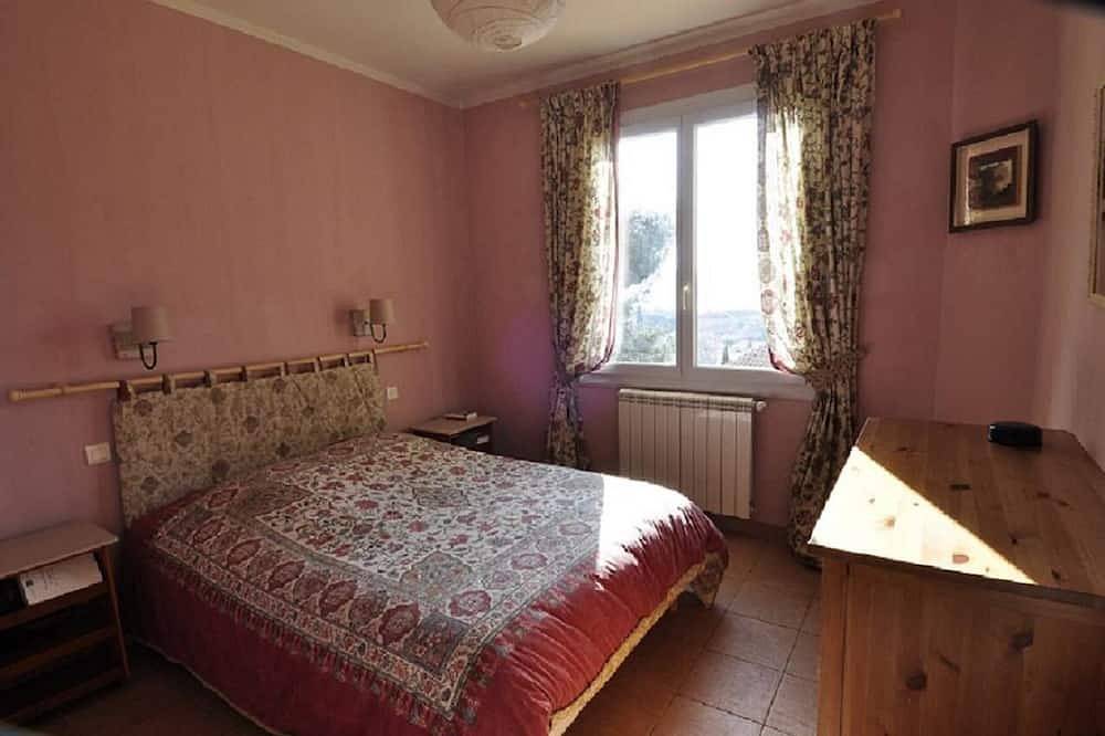 Villa, 3 chambres, vue mer, wifi, jardin, tout confort in La Seyne-sur-Mer, Région de Toulon