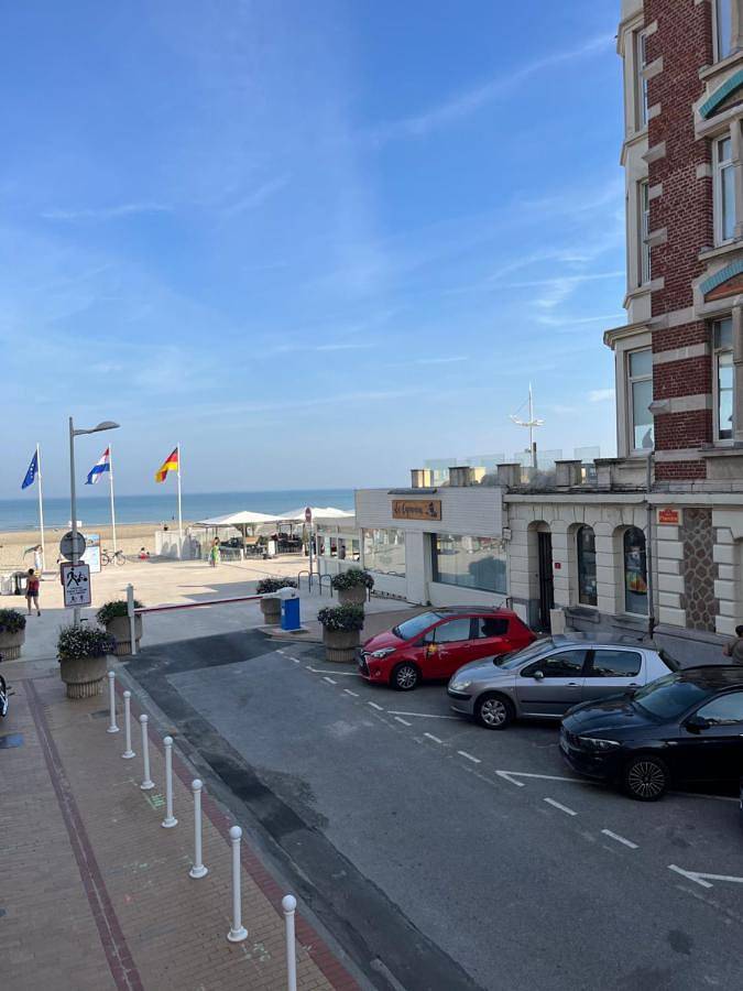 Ferienwohnung für 4 Personen, mit Balkon und Terrasse sowie Garten und Ausblick in Dünkirchen