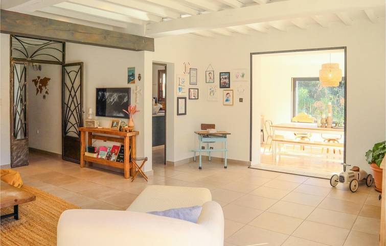 Location de vacances pour 10 personnes, avec jardin et terrasse, animaux acceptés à Pernes-les-Fontaines - 4