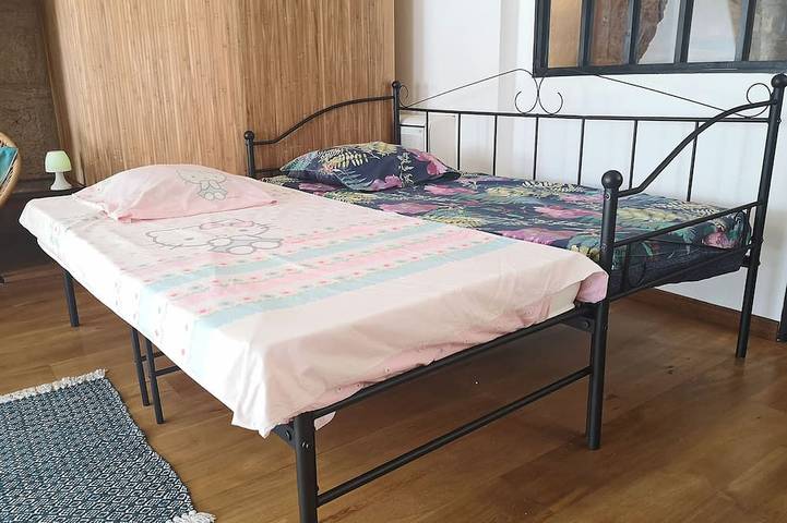 Entire apartment, For old-Stones lovers in Poussan, Mediterranean Coast (France)
