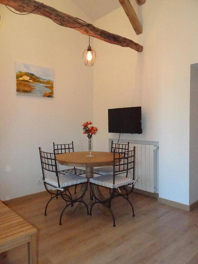Gîte pour 4 personnes, avec terrasse et jardin, adapté aux familles à Sérignac - 2
