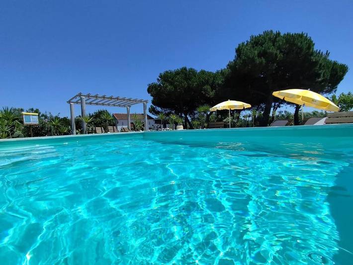 Location de vacances pour 7 personnes, avec jardin ainsi que piscine et vue à Óbidos