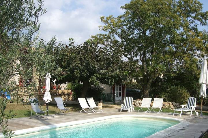Ferienhaus für 8 Personen, mit Terrasse und Garten