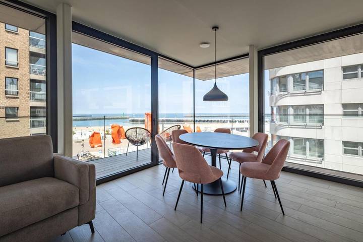 Appart’hôtel pour 8 personnes, avec vue et terrasse, animaux acceptés