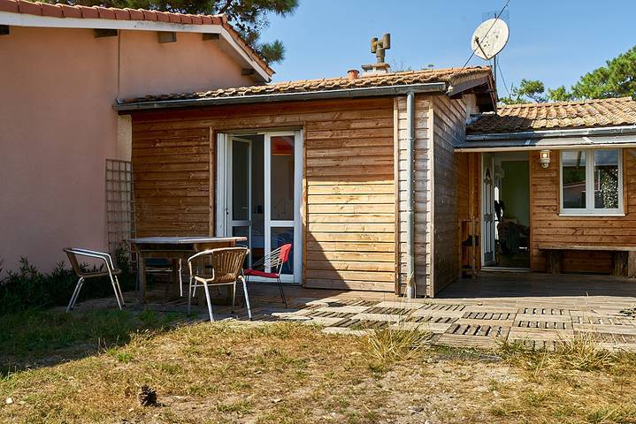 Gîte pour 6 personnes, avec terrasse et jardin à Lacanau - 4