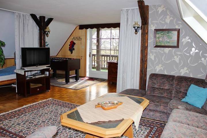 Ferienwohnung für 4 Personen, mit Balkon und Garten in Rehlingen