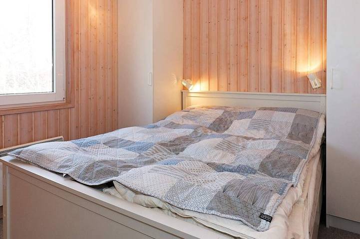Ferienhaus für 8 Personen, mit Whirlpool und Terrasse sowie Garten und Sauna in Himmerland - 2