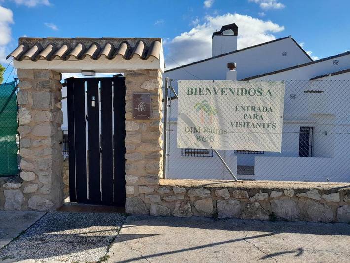 Location de vacances pour 4 personnes, avec jardin ainsi que terrasse et piscine à Ayora - 2