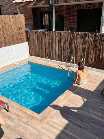 Gîte pour 8 personnes, avec terrasse et piscine à Las Navas del Marqués