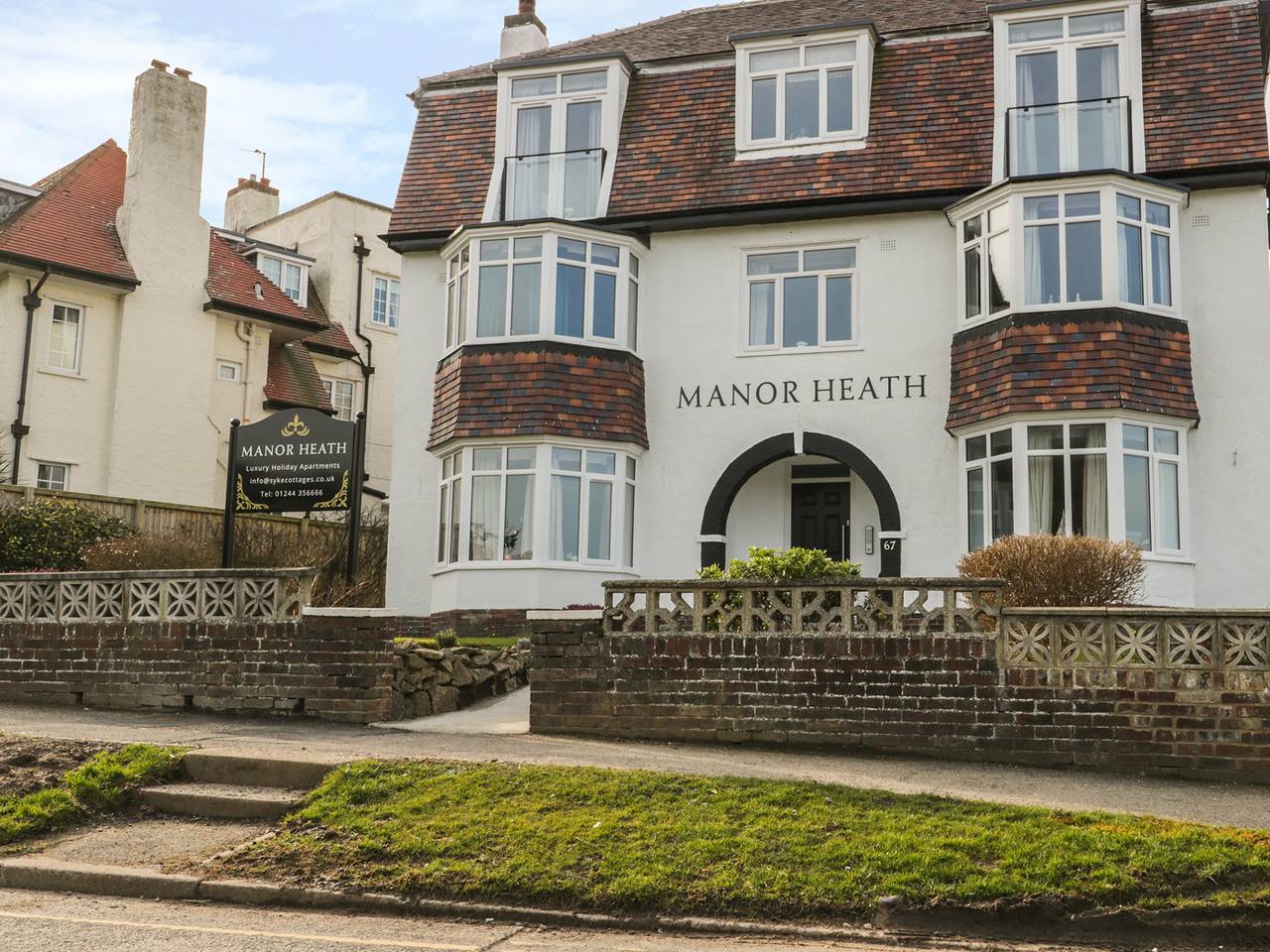 Entire apartment, Manor Heath - The Penthouse in Scarborough, North York Moors National Park
