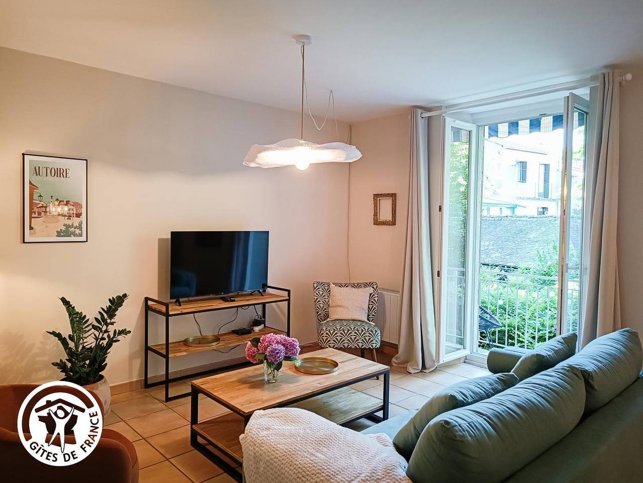 La Maison Rose in Saint-Céré, Lot