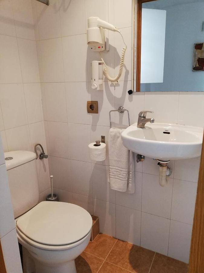 Quadruple Room with Private Bathroom in Centro Barcelona, Barcelona
