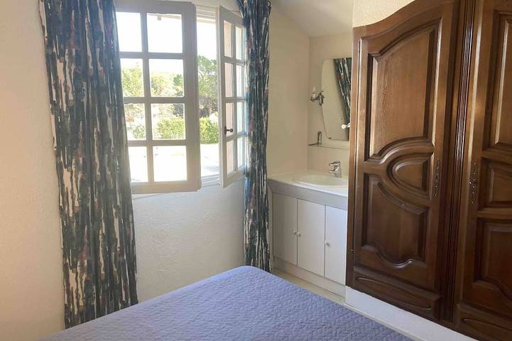 Gîte pour 4 personnes, avec sauna ainsi que piscine et jardin à Villetelle - 4