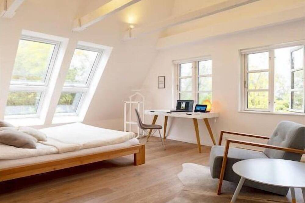 Johannisnest Komfortable Ferienresidenz in Poppenbüll, Eiderstedt