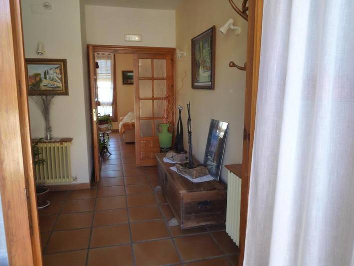 Casa rural para 12 personas, con jardín además de vistas al lago y vistas, Se admiten mascotas en Provincia de Guadalajara - 2