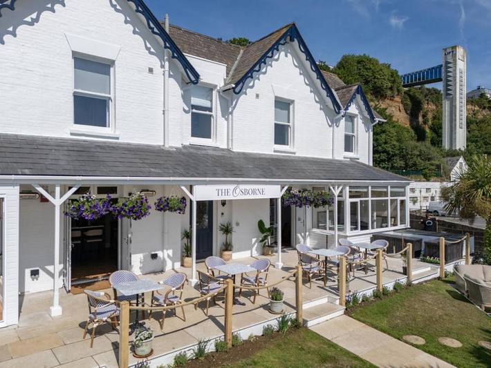 Bed and breakfast for 2 people, with view and garden on the Isle of Wight