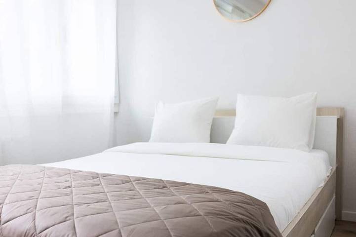 Ganze Wohnung, The Mini Minimalist Free Parking in Lausanne, Genfer See