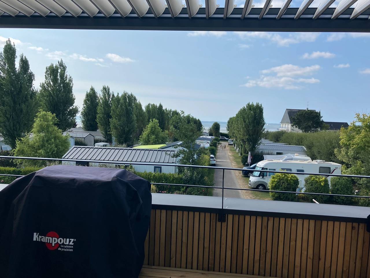 Apartamento entero, Apartamento 'Le Penfret' con vistas al mar, piscina compartida y Wi-Fi in La Forêt-Fouesnant, Côte de Cornouaille