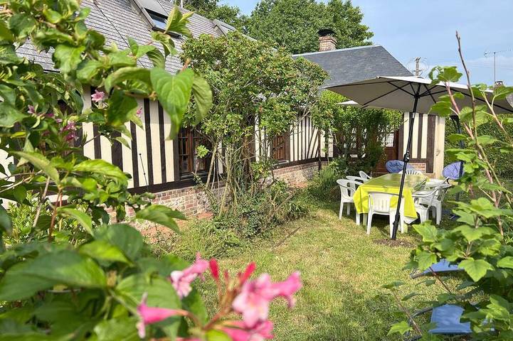 Gîte pour 11 personnes, avec Jacuzzi et Jardin