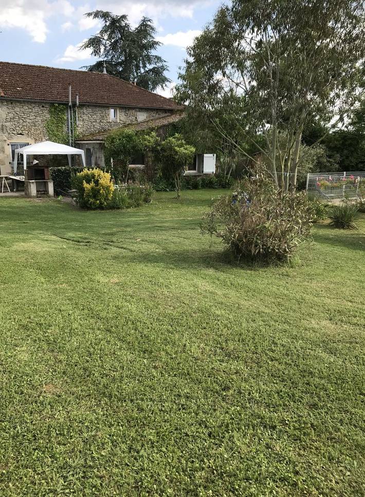 Gîte pour 15 personnes, avec jardin et piscine, animaux acceptés en Gironde - 2