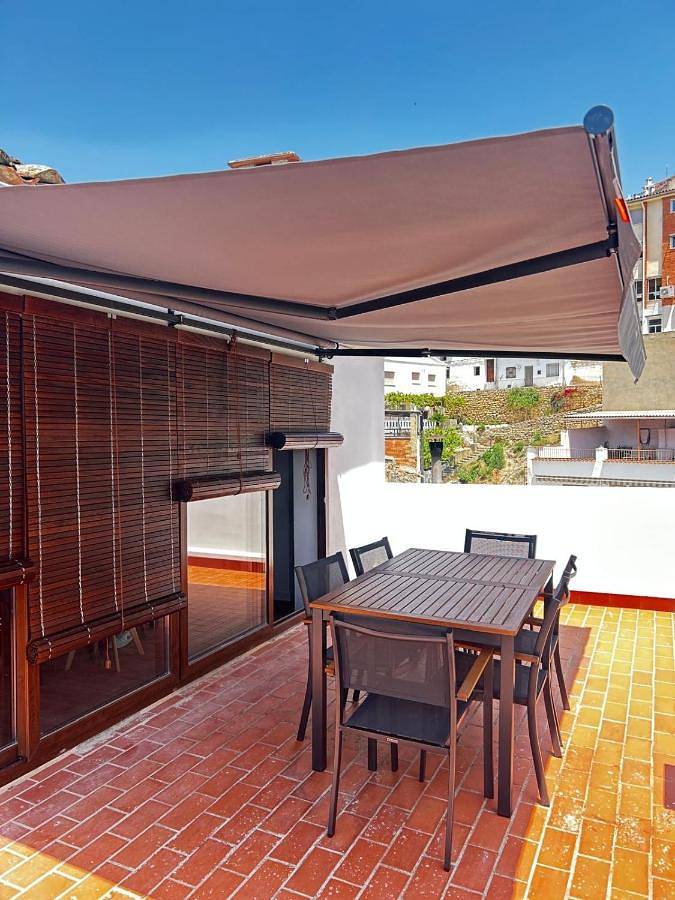Ferienhaus für 6 Personen, mit Ausblick und Balkon - 1
