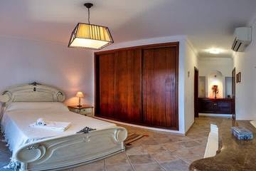 Casa De Férias para 11 Pessoas em Pêra, Alcantarilha e Pêra, Foto 3