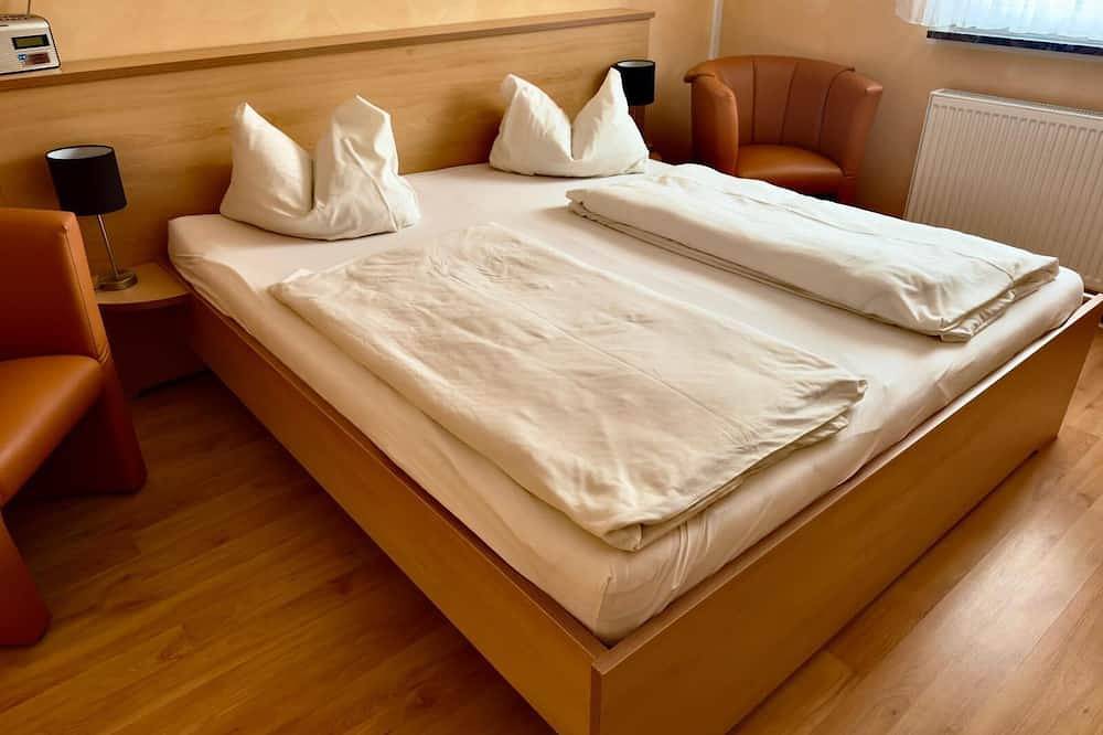 Ganze Wohnung, Ferienzimmer direkt am Ellbogensee in Priepert, Mecklenburg-Strelitz